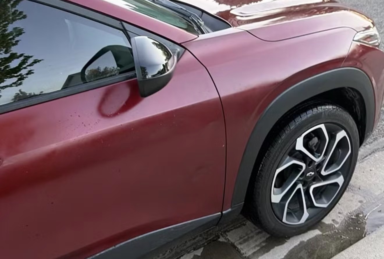 Pre-existing damage — Trax 2RS repair area